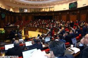 ԱԺ-ն ընդունեց 2017-ի պետբյուջեի լրամշակված նախագիծը